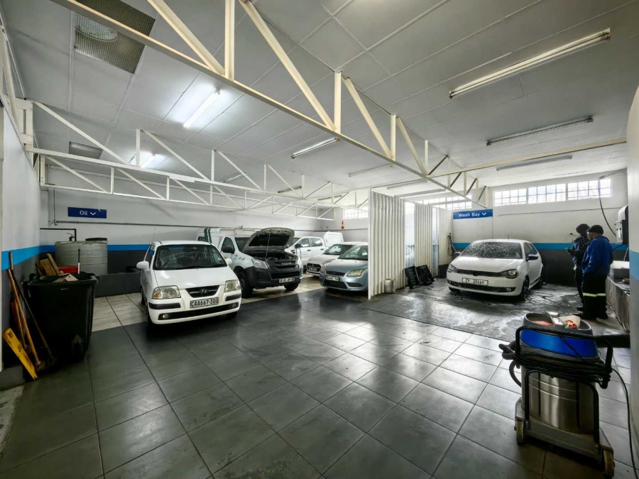 To Let commercial Property for Rent in Wynberg Western Cape
